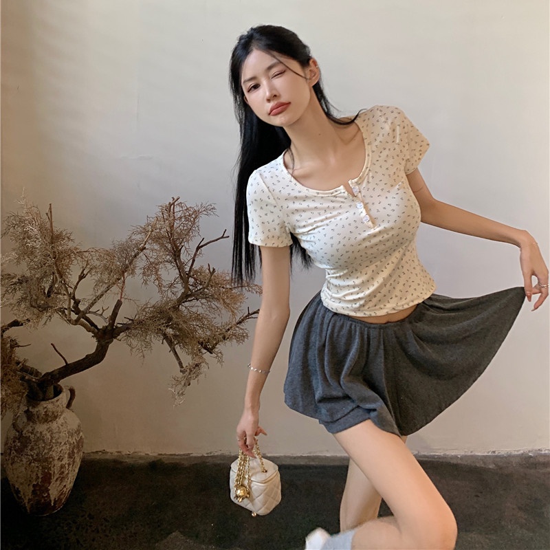Áo Thun Tay Ngắn Cổ Tròn Hoạ Tiết Hoa Thời Trang Mùa Hè Cho Phái Nữ