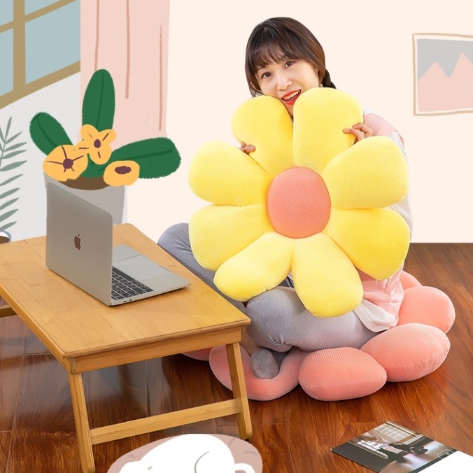 Miếng Lót Ghế Ngồi Xe Hơi Hình Hoa Cúc Dễ Thương