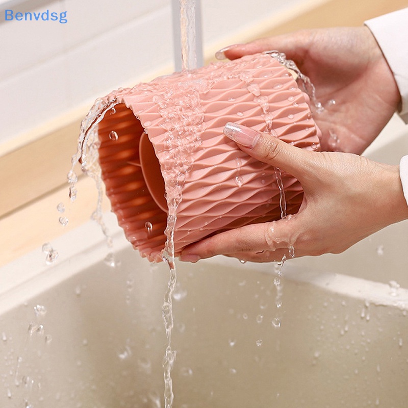 1 Giá Đỡ Cọ Trang Điểm Rotag Tiện Dụng