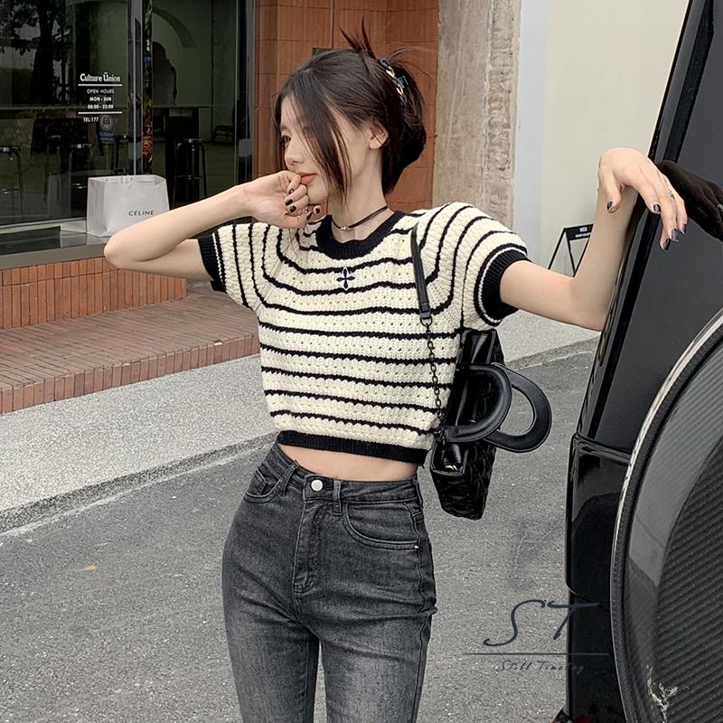 Áo Thun Dệt Kim Tay Ngắn Cổ Tròn Thêu Họa Tiết Kẻ Sọc Thời Trang Mùa Hè Cho Nữ
