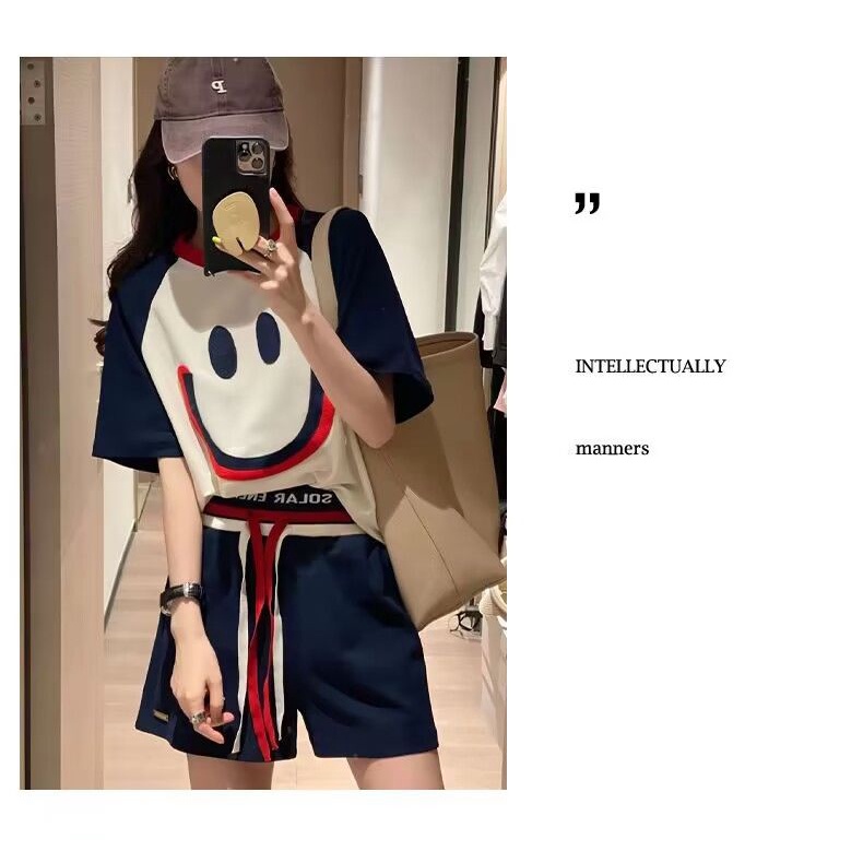 Set Áo Thun Tay Ngắn Dáng Rộng In Hình Mặt Cười Thời Trang Mùa Hè 2023 Mới Cho Nữ