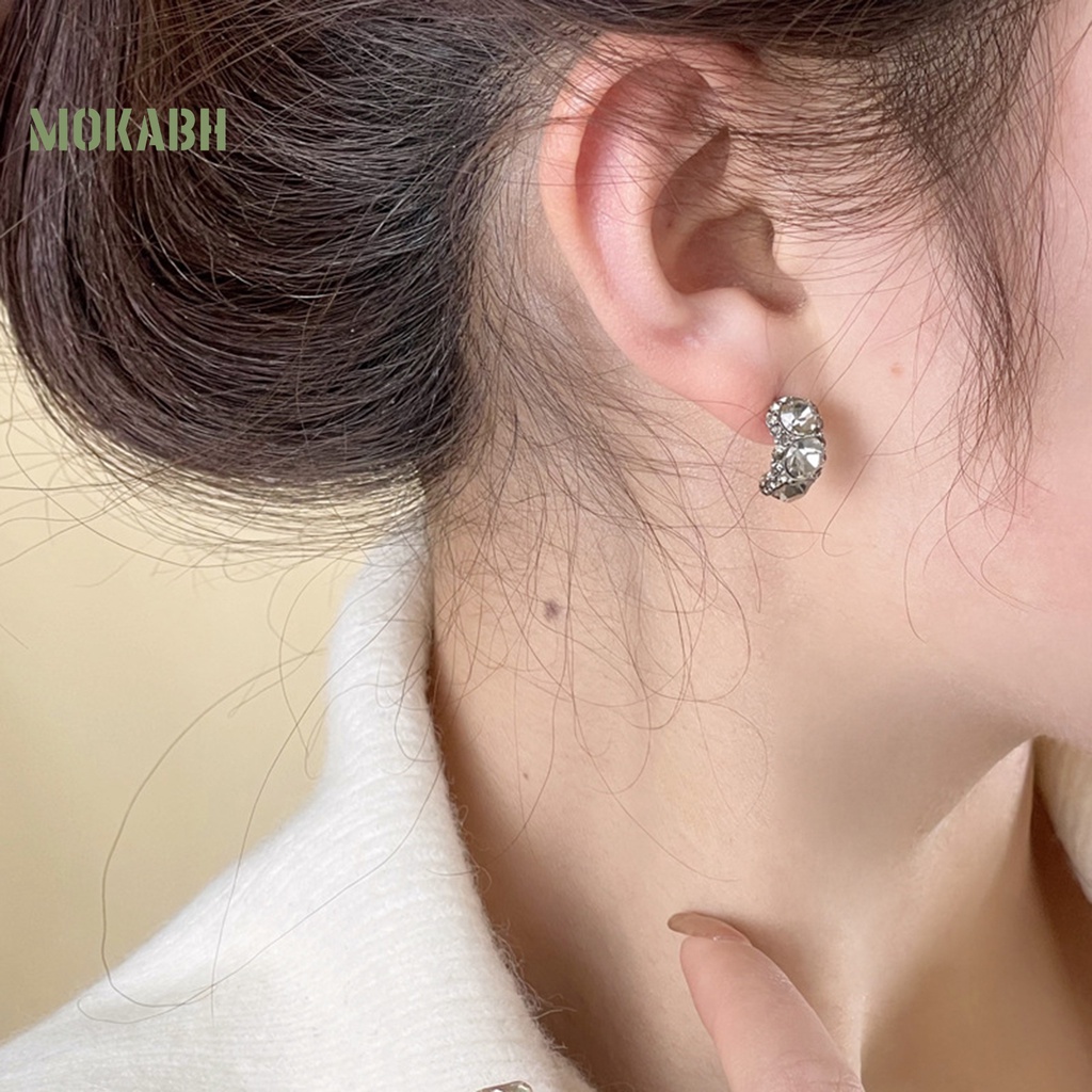 1 Đôi Bông Tai Hợp Kim Hình Chữ C Đính Đá Lấp Lánh Sang Trọng