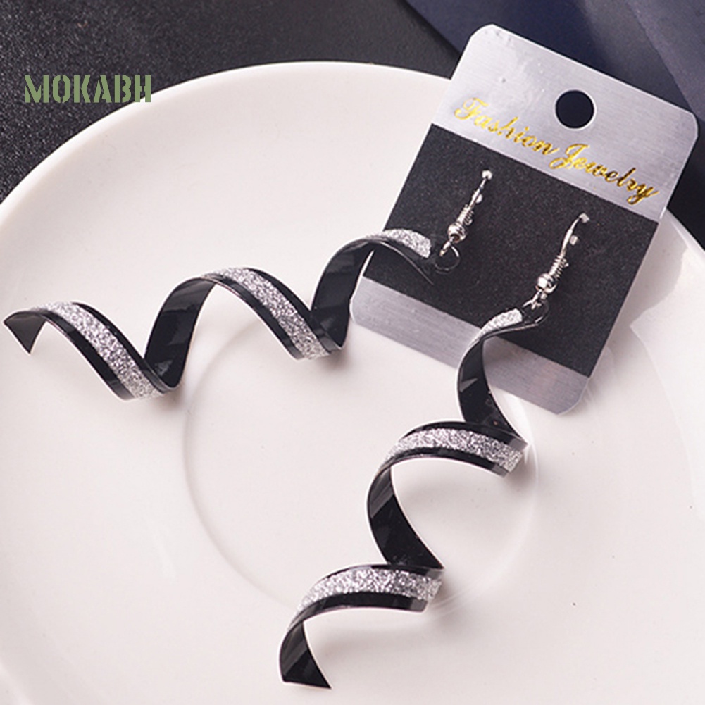 Bông Tai DạNg XoắN ĐíNh Đá ThờI Trang