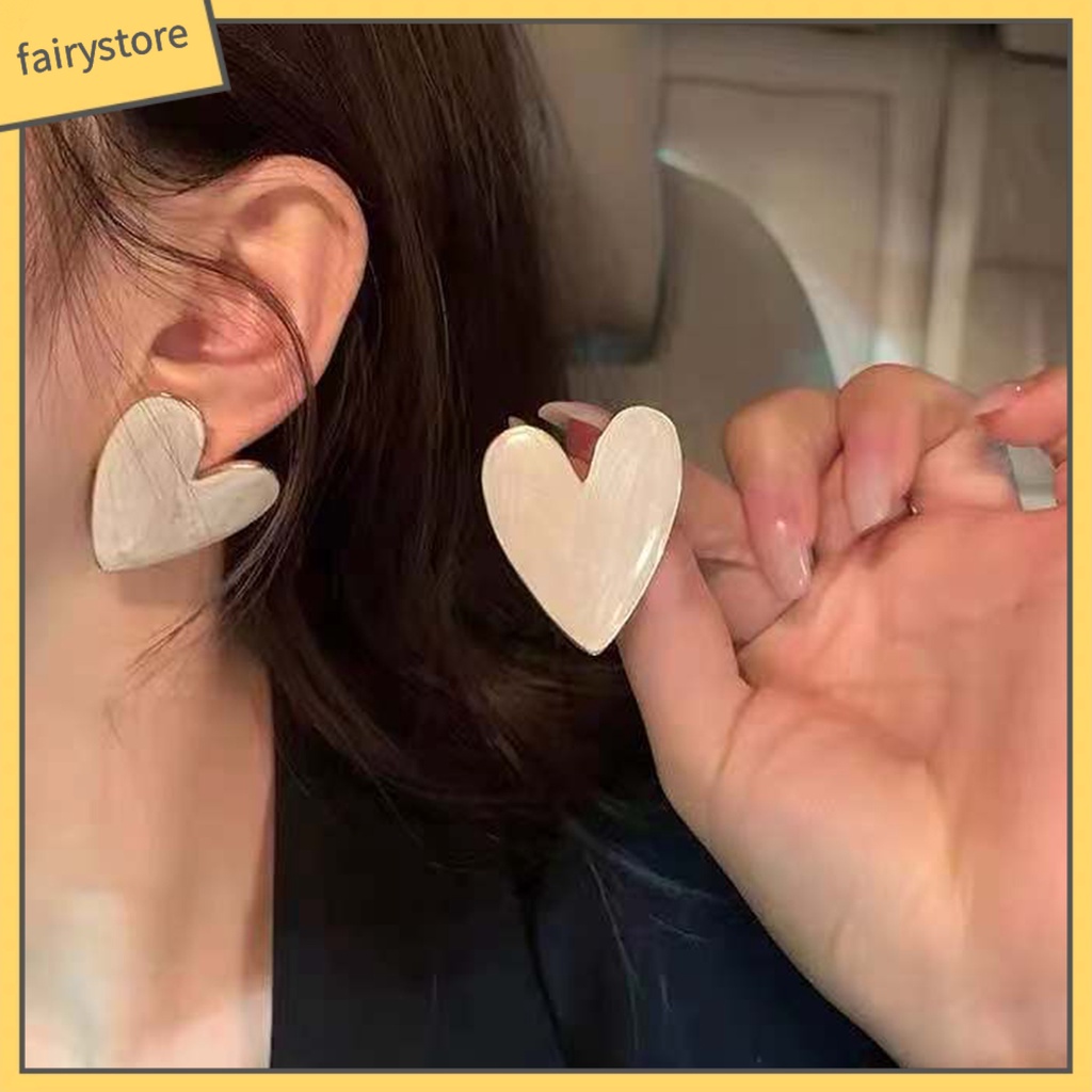 1 Đôi Bông Tai Hình Trái Tim Đính Ngọc Trai Nhân Tạo Phong Cách Hàn Quốc