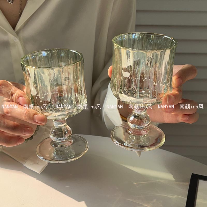 Ly Thủy Tinh Uống Rượu Vang Thiết Kế Xếp Ly Độc Đáo Kính