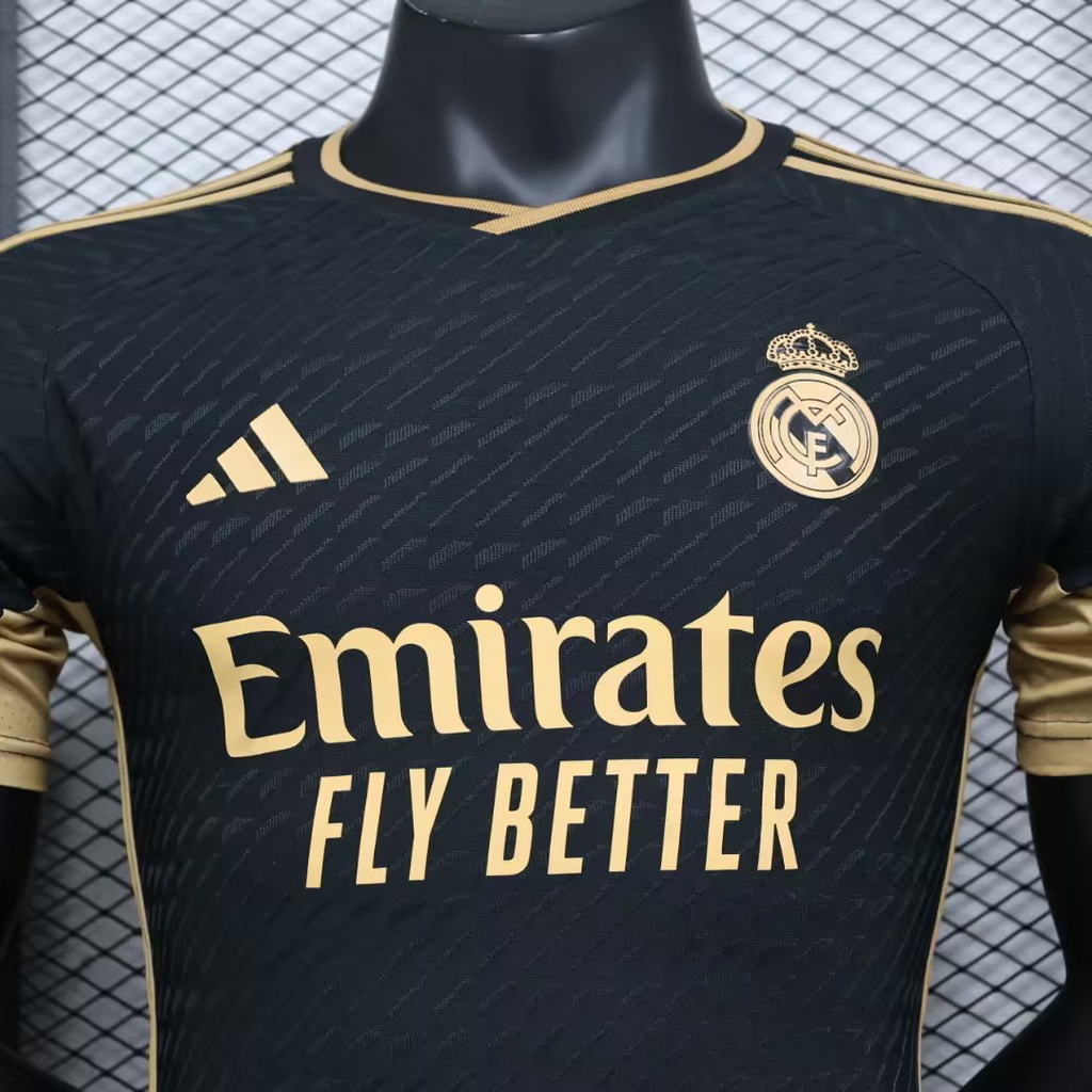 Áo Thun Bóng Đá Tay Ngắn Real Madrid 2324