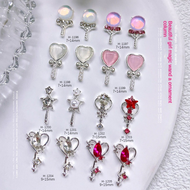 Cô Gái Xinh Đẹp Cây Đũa Thần Trang Sức Móng Tay Hợp Kim / Trang Trí Móng Tay Hình Kẹo Mút Hình Ngôi Sao Năm Cánh Màu Sắc / Trang Trí Móng Tay Bằng Que Cô Tiên Nhỏ