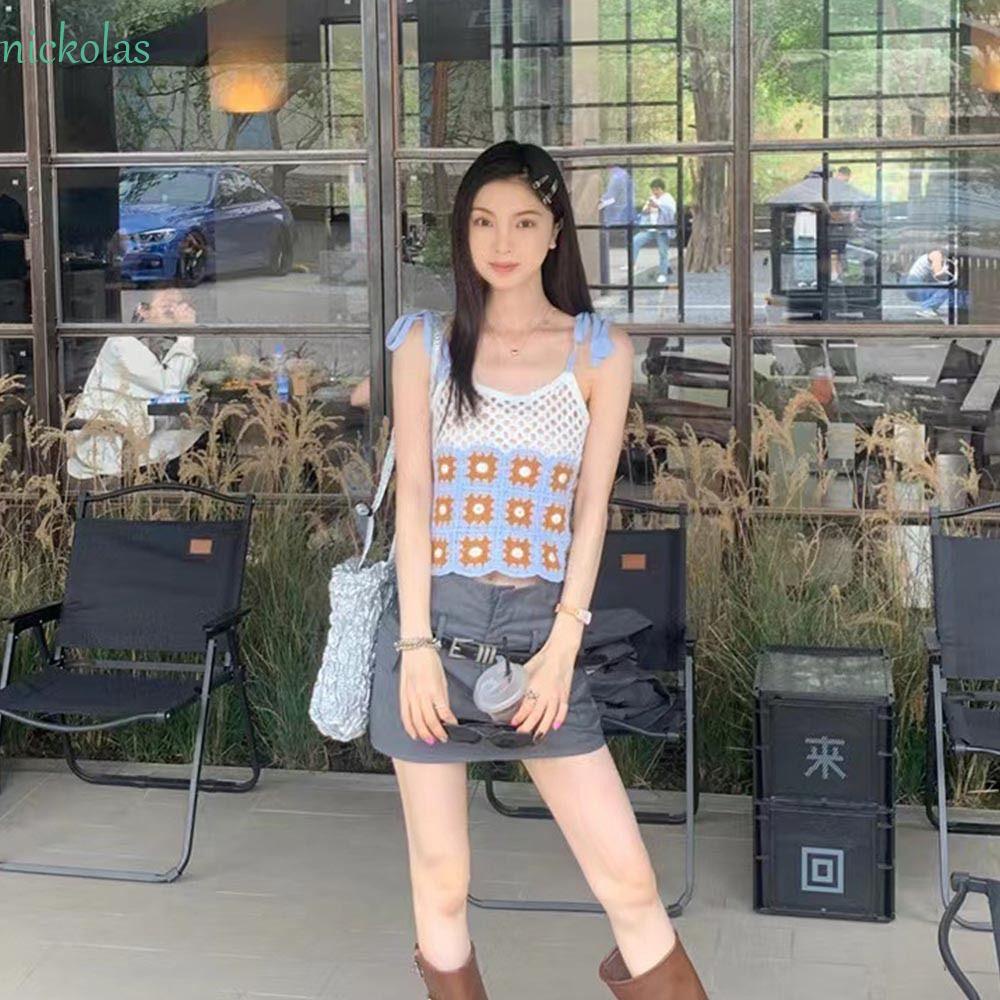 NICKOLAS Áo Croptop Cổ Chữ V Thêu Họa Tiết Phối Tua Rua Ngọt Ngào Thời Trang Cho Nữ