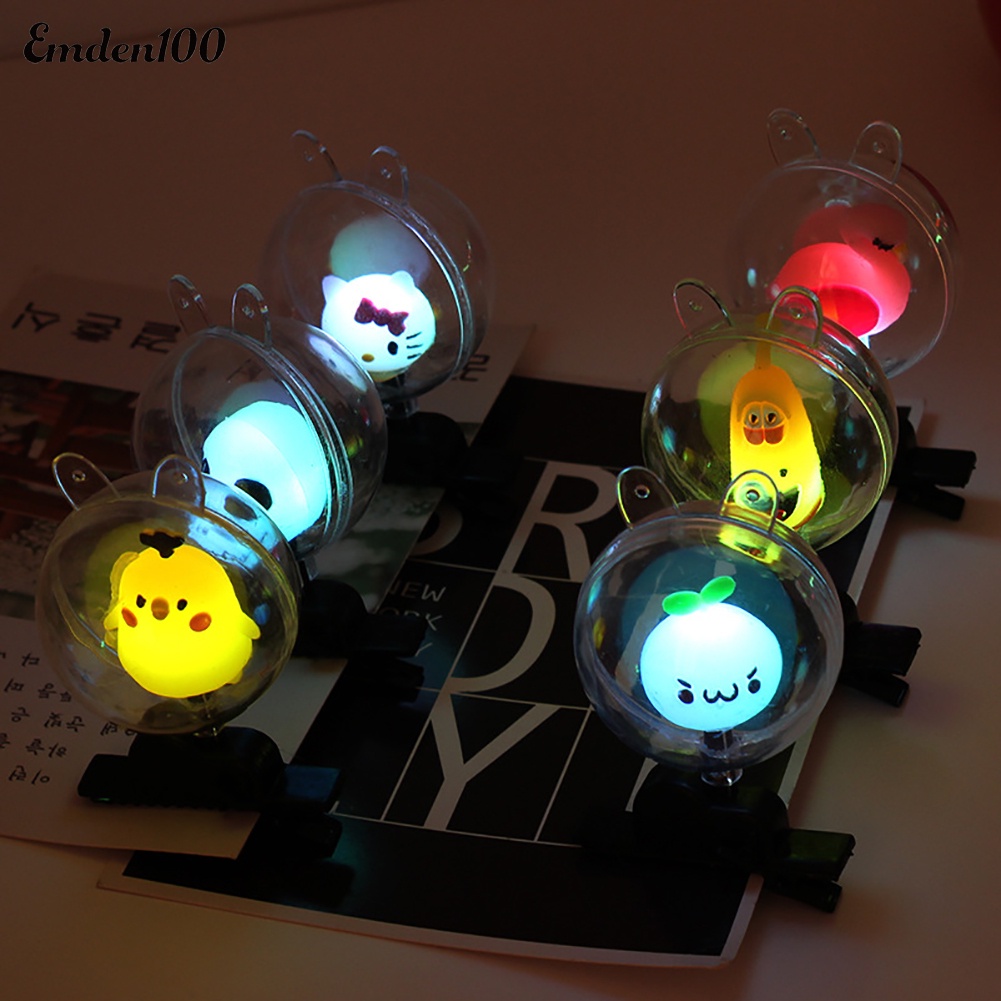Kẹp Tóc Hình Búp Bê Hoạt Hình Có Đèn LED Trong Suốt