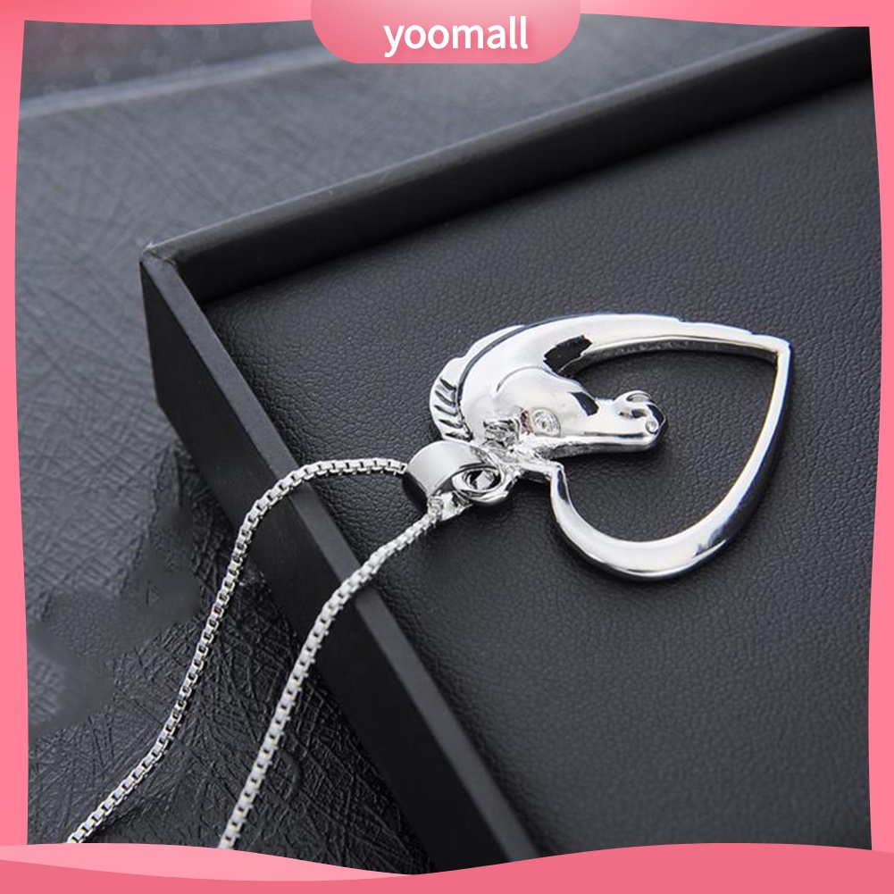 Vòng cổ Mặt Hình Đầu Ngựa Trái Tim Rỗng Thời Trang Cho Nữ