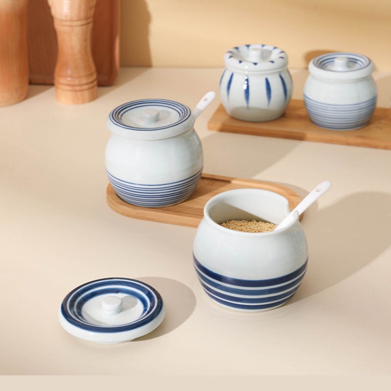 Lọ Đựng Gia Vị Bằng Gốm Sứ Cao Cấp