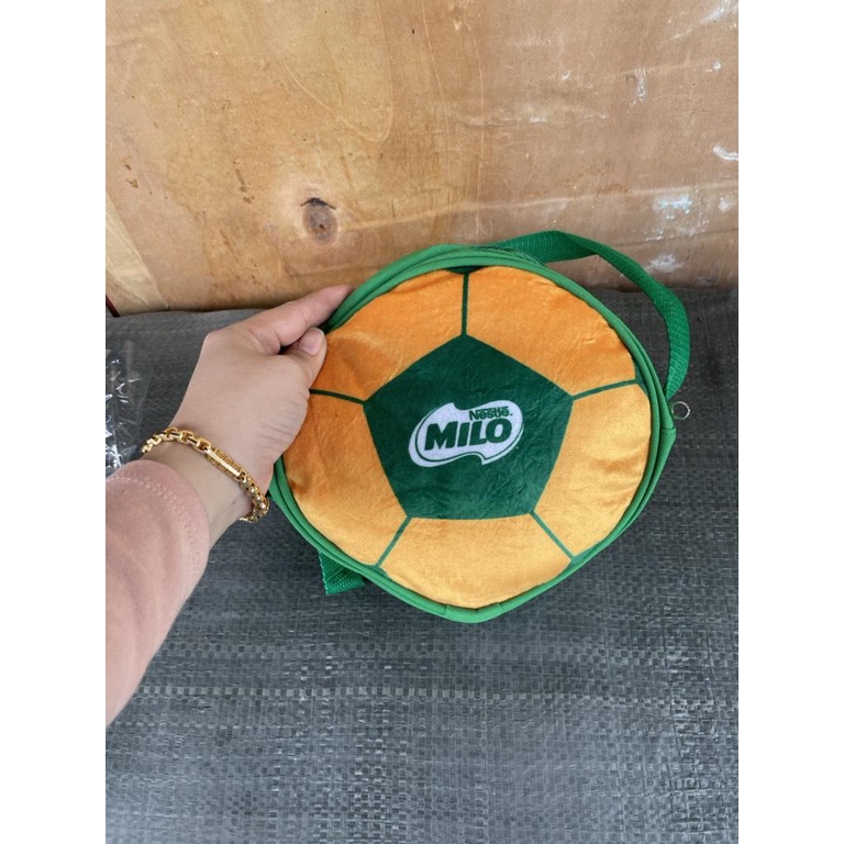 Túi đeo chéo tròn xanh lá Milo 2 Ngăn, Túi Đeo Trái Banh Hkm Milo 2 Ngăn Dành Cho Bé Mê Màu Xanh Lá, Thích Bóng Đá
