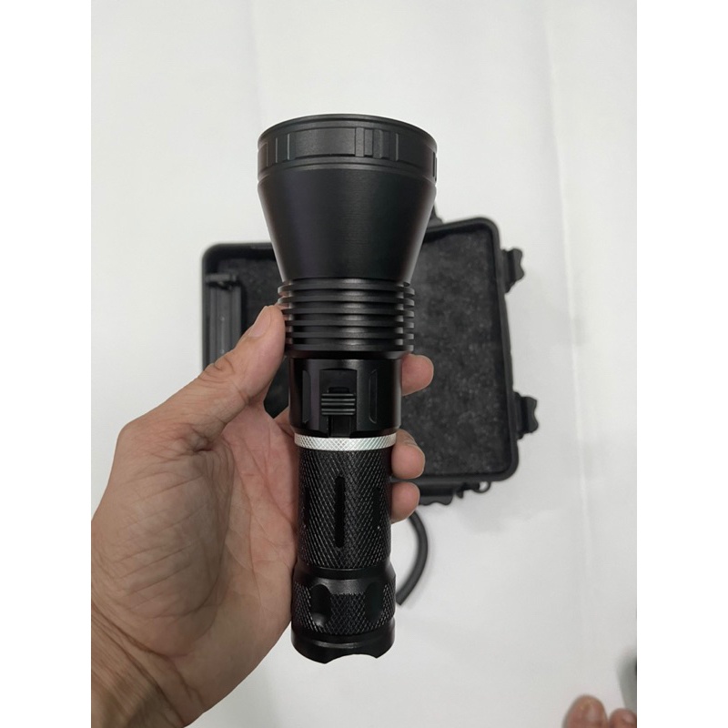 Đèn lặn siêu sáng P70 cho thợ lặn chuyên nghiệp, đèn trống nước tuyệt đối với độ chịu nước lên tới 30m sử dụng 2 pin