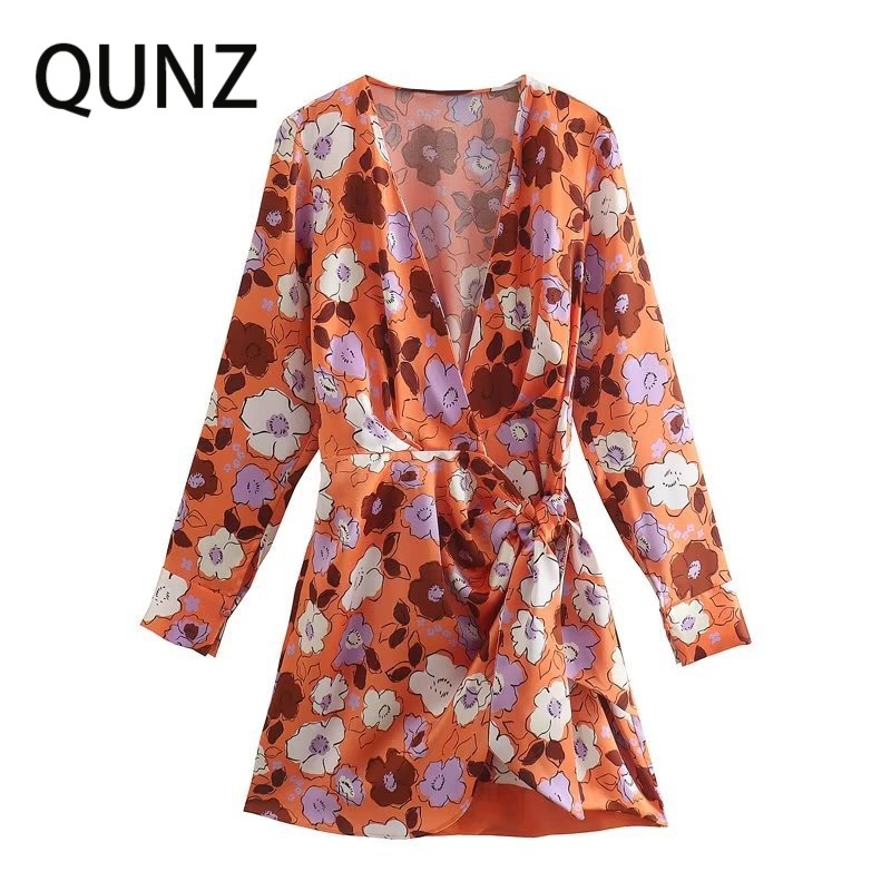 Qunz Đầm Lụa Satin Cổ V In Hoa Thời Trang Quý Phái 2140
