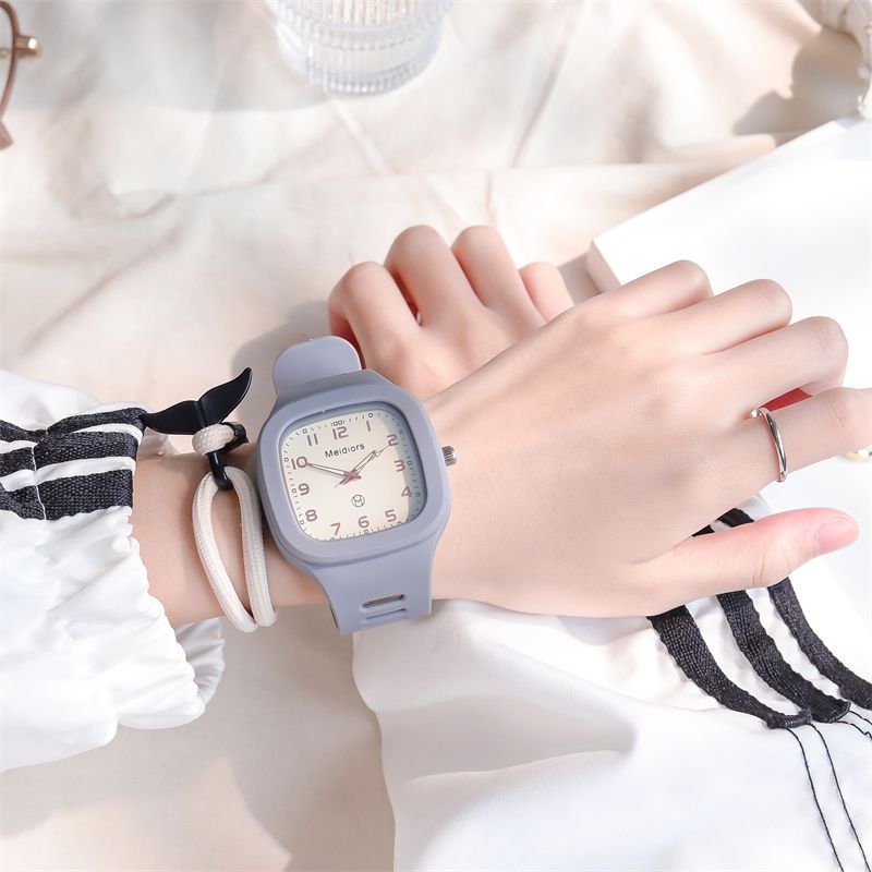 Đồng Hồ Mặt Vuông Thiết Kế Đơn Giản Sang Trọng Cho Nam Nữ