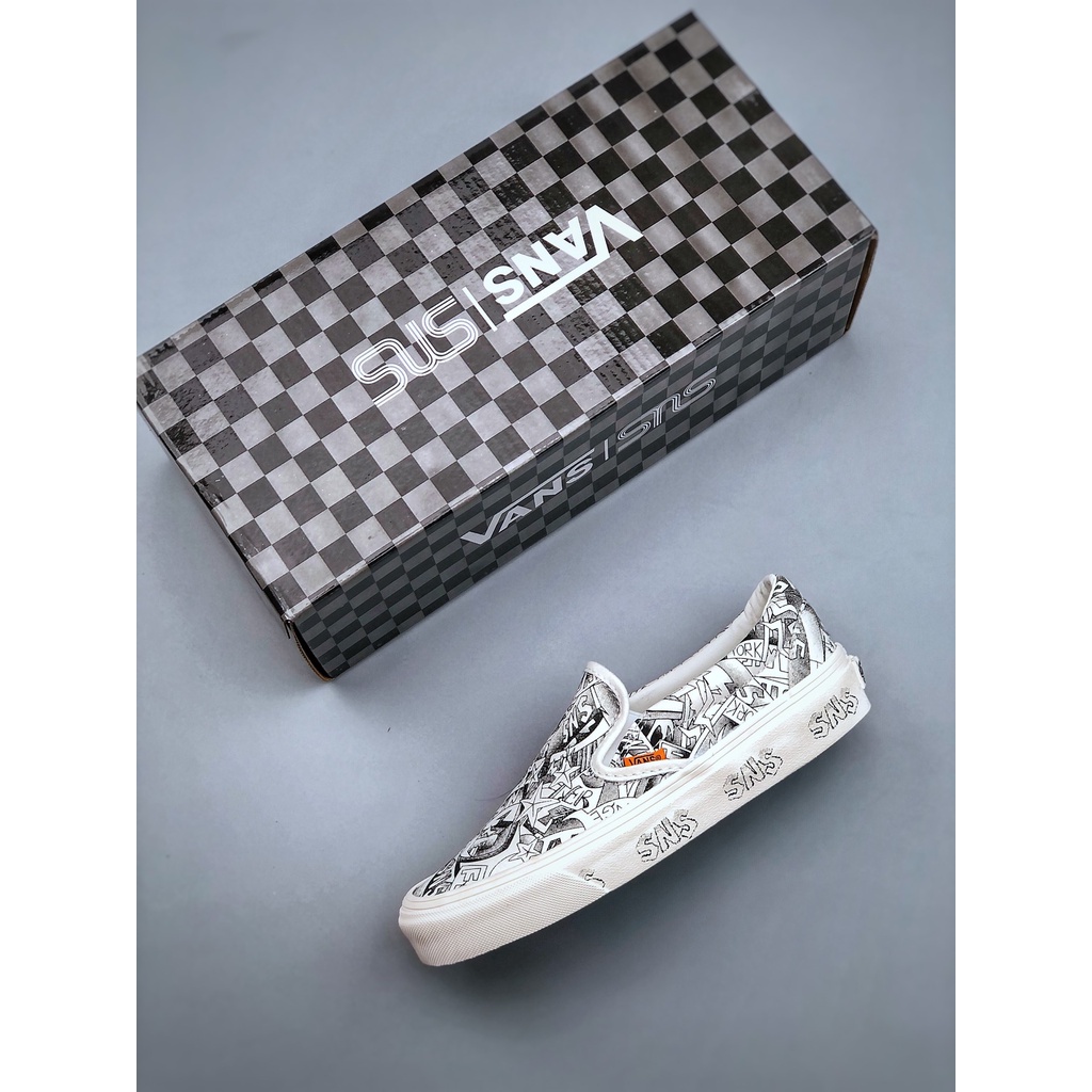 Giày thể thao sneakersntuff la x vance / vans vault mới nhất là những đôi giày thể thao được phát hành mới nhất. Ogclassic slip onlx màu be. Mô hình graffiti đen