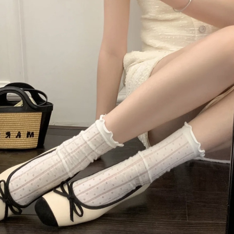 Đôi Vớ Màu Trơn Thoáng Khí Thời Trang Mùa Hè Sành Điệu Cho Nữ