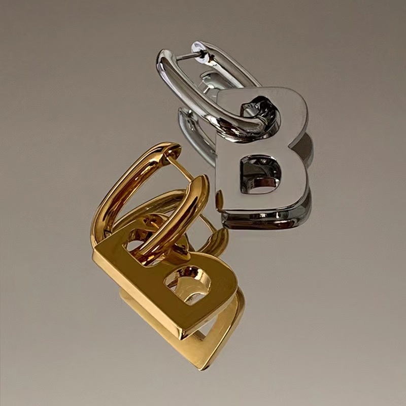 【295】(BALENCIAG A)Bông Tai Chính Hãng Siêu Thời Trang Bông Tai Sang Trọng Trang Sức Cao Cấp Cho Nữ Xu Hướng Trang Sức Cá Tính Quà Tặng