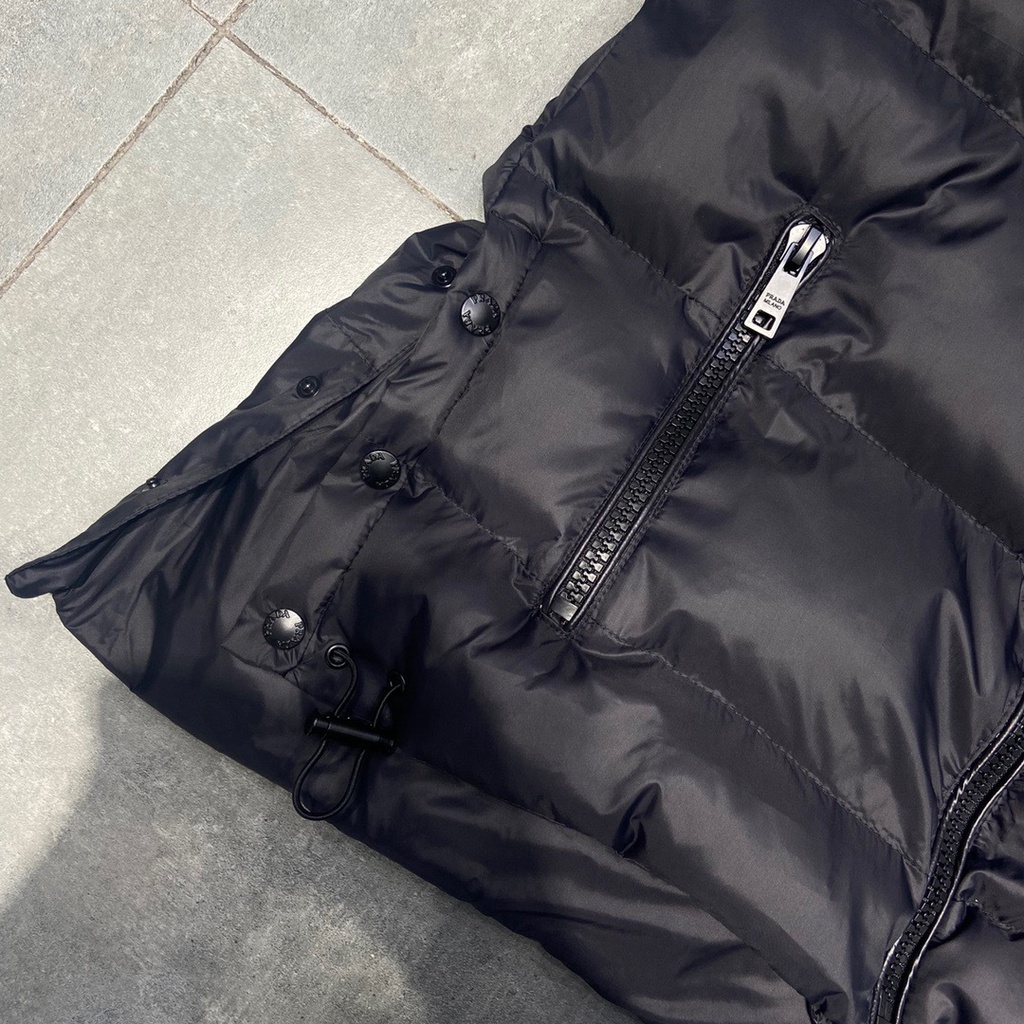 5Q4Y PRADA 2023 autumn and winter New letter triangle logo hooded bread jacket down cotton vest coat fashionable warm