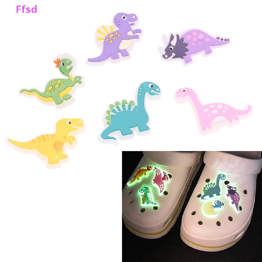 {Ffsd} 1 Khóa Dây Giày Hình Khủng Long Hoạt Hình Dạ Quang Dễ Thương Trang Trí Giày * Bán Chạy