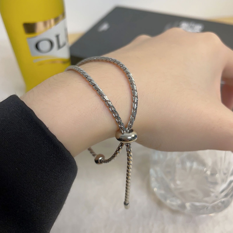 Vòng Tay Dây Rút Chất Liệu Thép Titan Phong Cách Vintage
