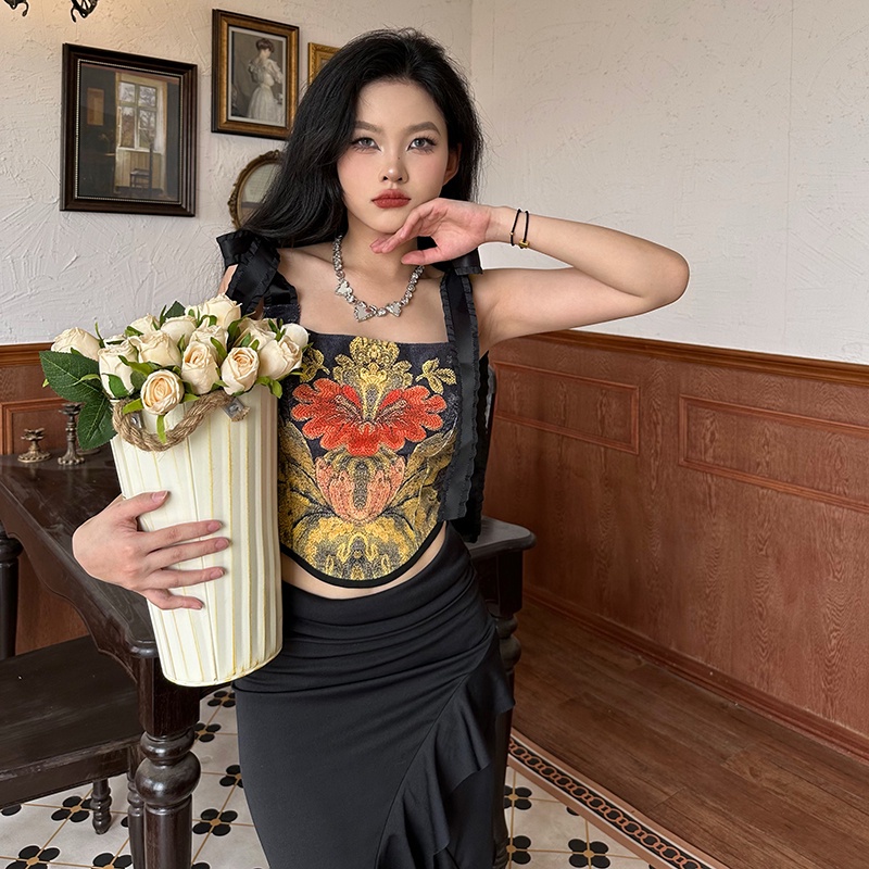 Áo Hai Dây Ôm Dáng Thêu Hoa Phong Cách Retro Mùa Hè Cho Nữ