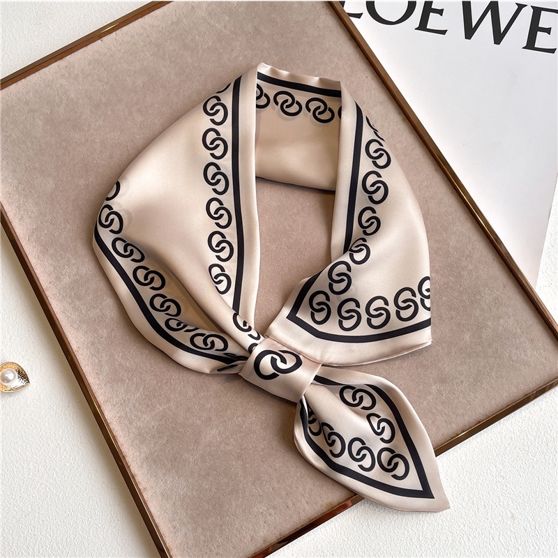 Khăn Quàng Cổ Lụa Hai Lớp Đơn Giản Phong Cách Mới