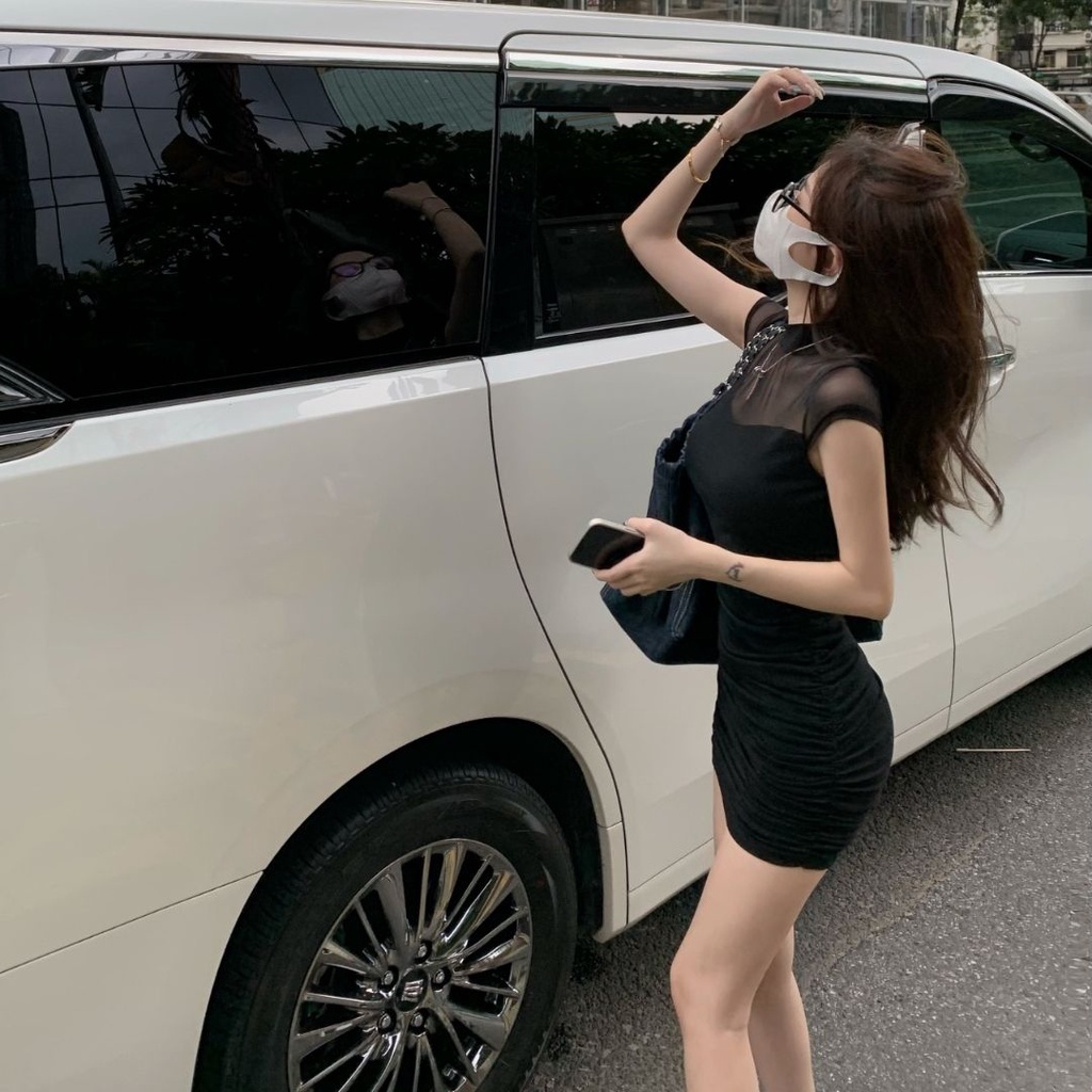 Đầm Ngắn Tay Lưng Cao Xếp Ly Màu Đen Quyến Rũ Thời Trang Phong Cách Mới 2023