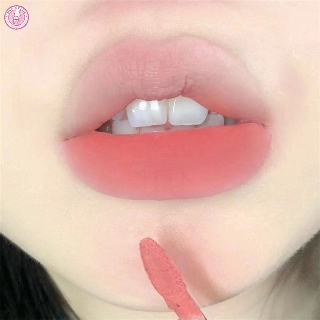 Son Kem Màu Nhung Lì Mềm Mịn Không Thấm Nước