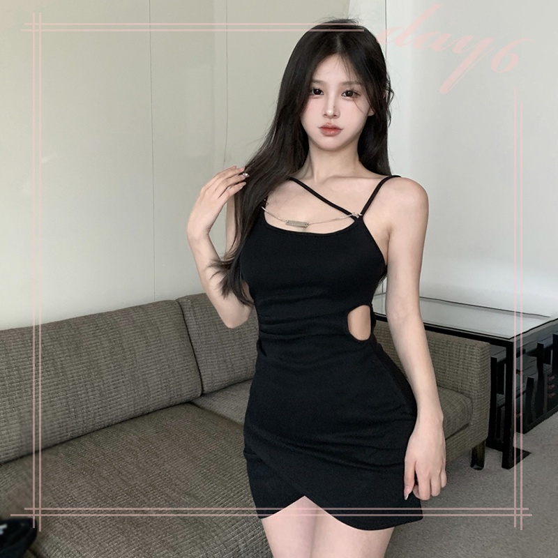 Đầm Hai Dây Mỏng Không Tay Khoét Lỗ Phong Cách Mỹ Cổ Điển Dành Cho Nữ