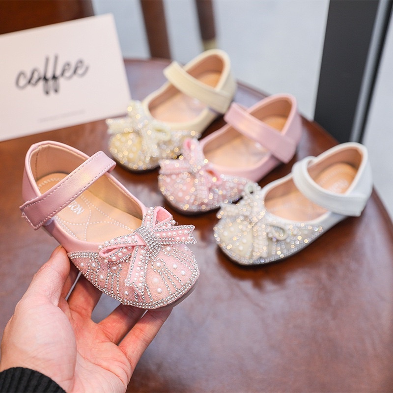 <From nhỏ> Giày búp bê đính nơ đá lấp lánh xinh xắn đế mềm cho bé gái