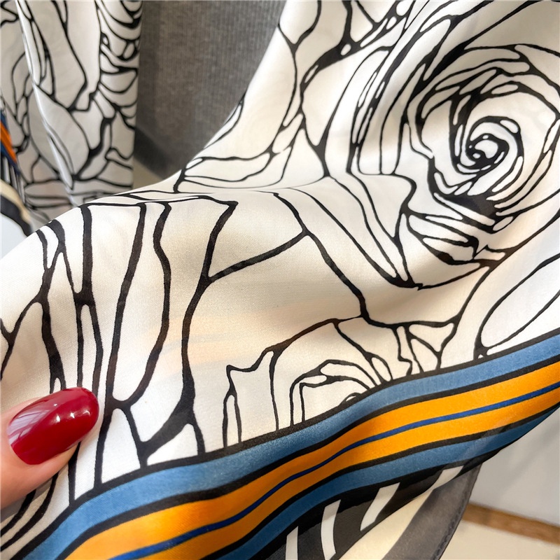 Khăn Choàng Lụa Satin Vuông Cỡ Lớn 110cm Chống Nắng Dễ Phối Đồ Thời Trang Mùa Hè Cho Nữ Sự Bảo Vệ