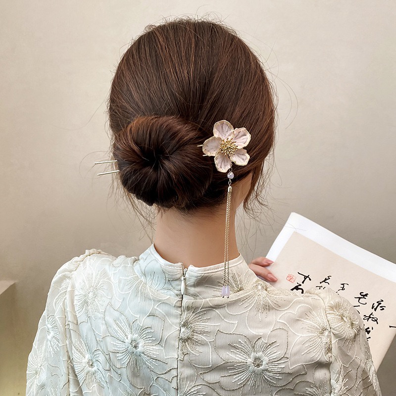 Kẹp Tóc Tua Rua Hình Hoa Lily Đính Ngọc Trai Đơn Giản Phong Cách Cổ Điển