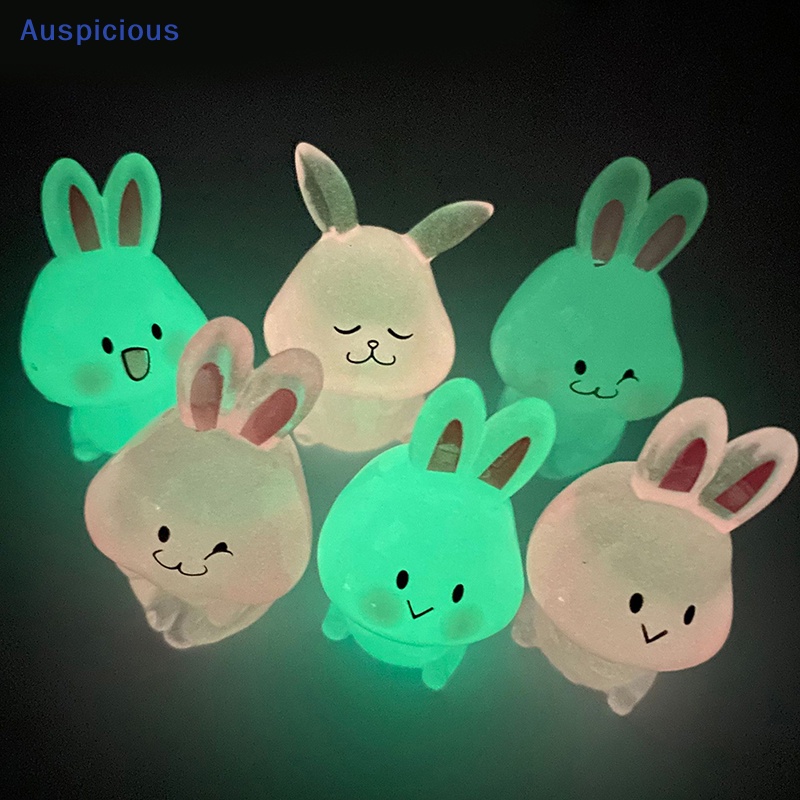 Set 2 Mô Hình Thỏ Mini Bằng Nhựa Phát Quang Trang Trí Sân Vườn