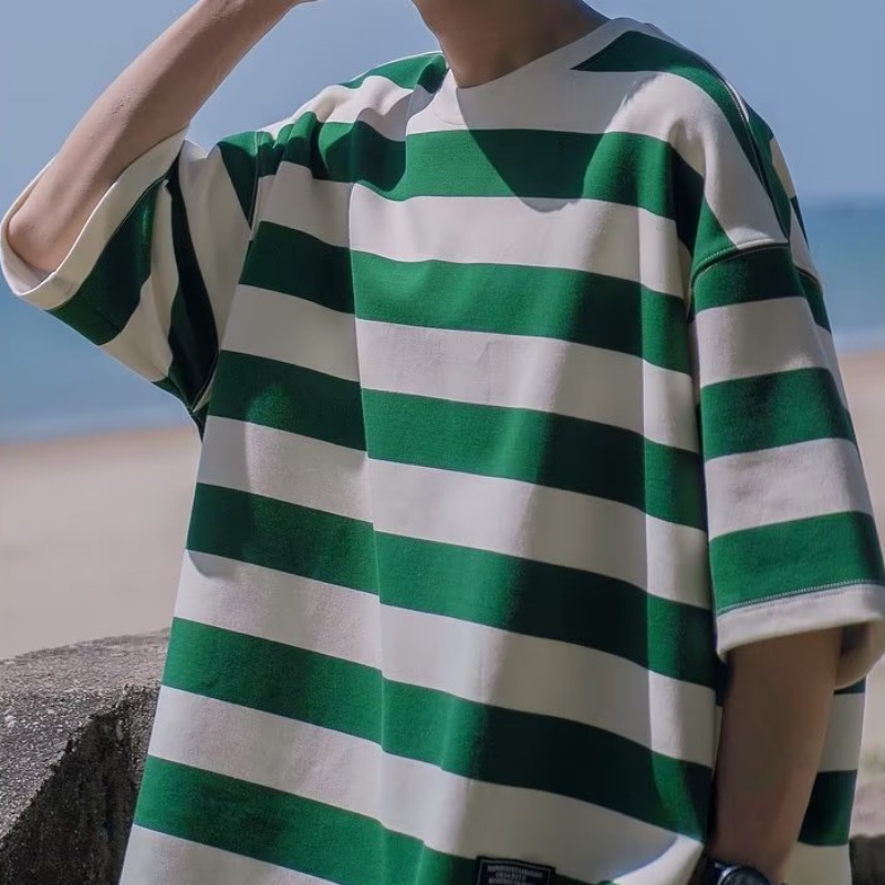 Áo Thun Nam Tay Lửng Họa Tiết Sọc Ngang Phong Cách Retro