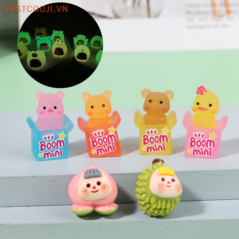 Bộ 2 Móc Khóa Nhựa Resin Họa Tiết Hoạt Hình 3D Phát Sáng DIY Để Bàn Trang Trí Xe Hơi