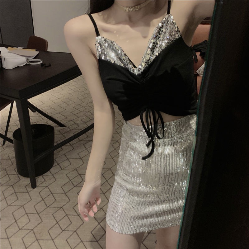 Áo Hai Dây Cổ Chữ V Eo Cao Ôm Dáng Phối Dây Rút Đính Kim Sa Lấp Lánh Phong Cách Mùa Hè Mới