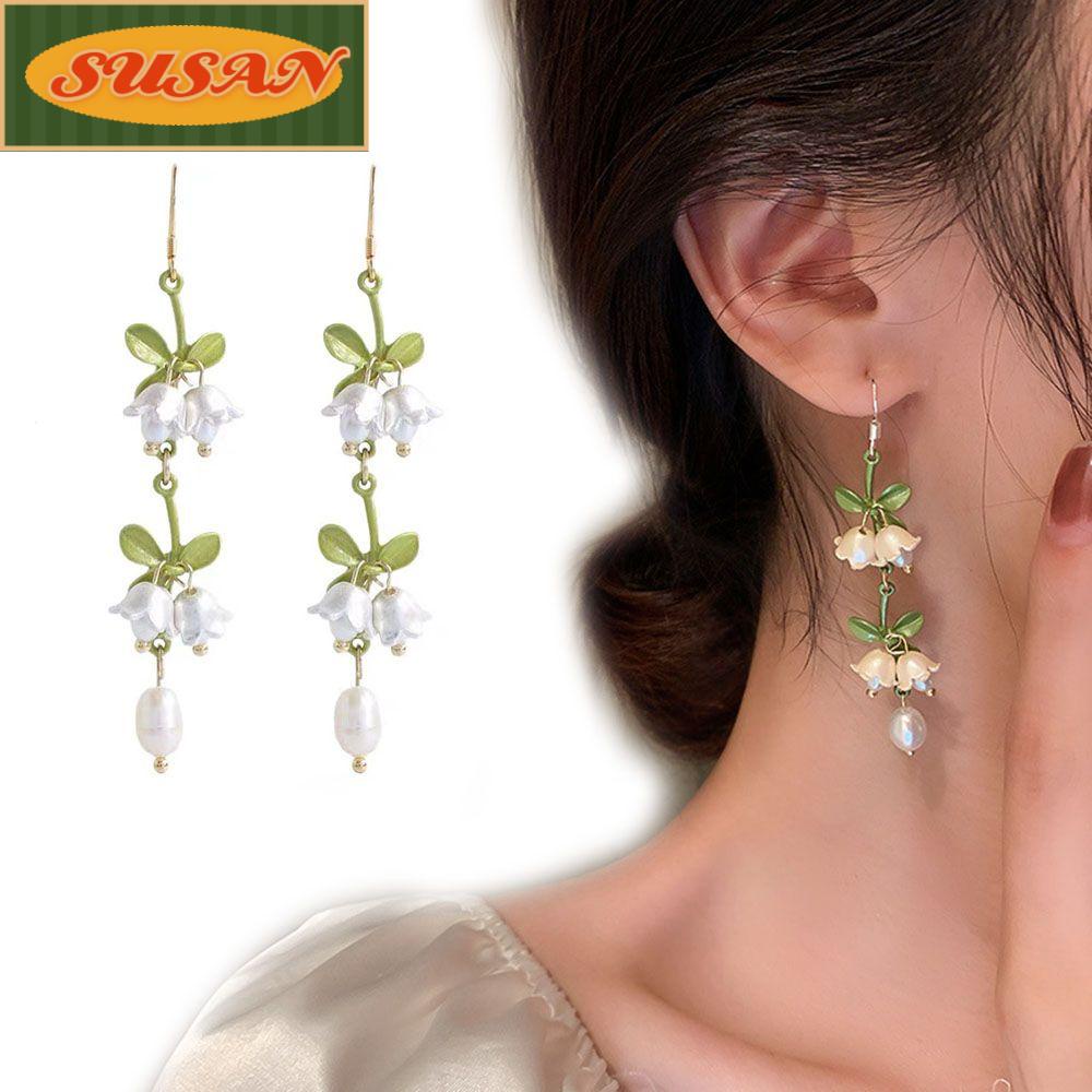 Bông Tai Dáng Dài Hình Hoa Lily Phong Cách Vintage Hàn Quốc