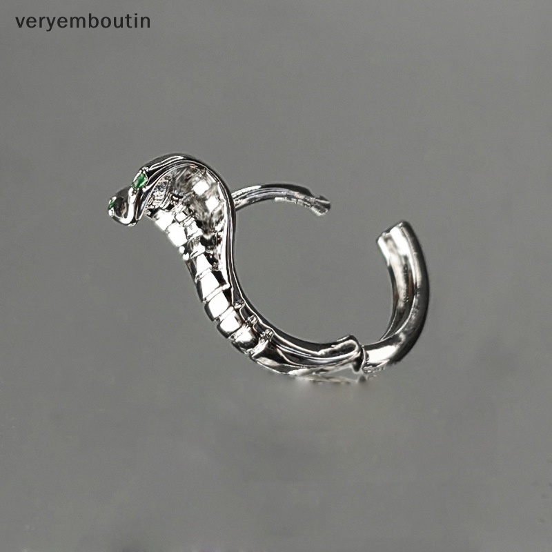 Bông Tai Hình Rắn Đính Đá Zircon Màu Xanh Lá Cây Phong Cách Hip Hop Thời Trang Cho Nam Và Nữ