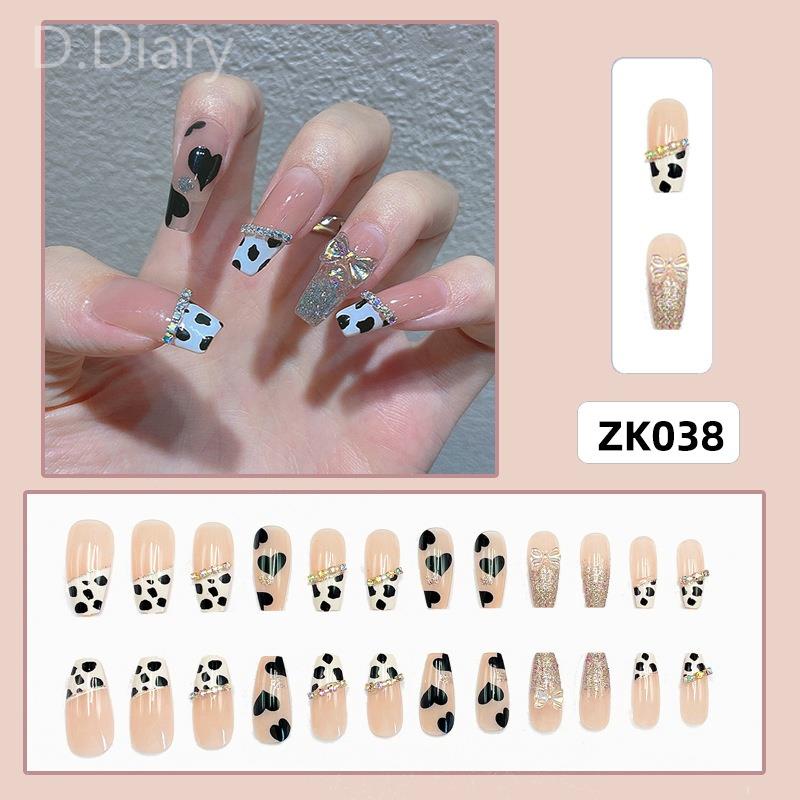 Bộ 24 Móng Tay Giả Đính Đá Hình Bò Sữa Màu Trắng Đen Phong Cách Mới 2023