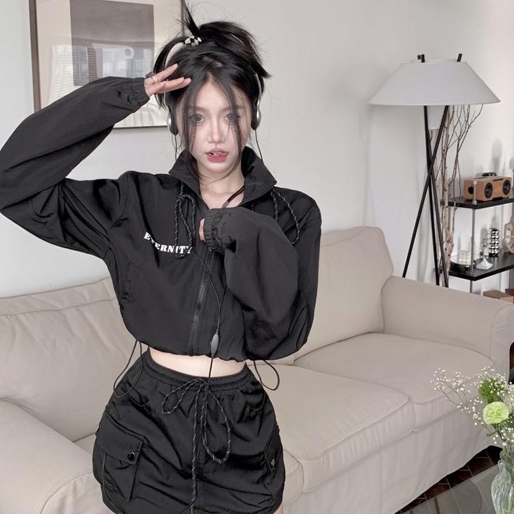 Áo khoác dù 2 lớp lửng croptop in chữ internity dây rút unisex ulzzang nam nữ