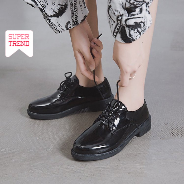 Giày da mũi tròn gót thấp phong cách thời trang Hàn dành cho phái đẹp