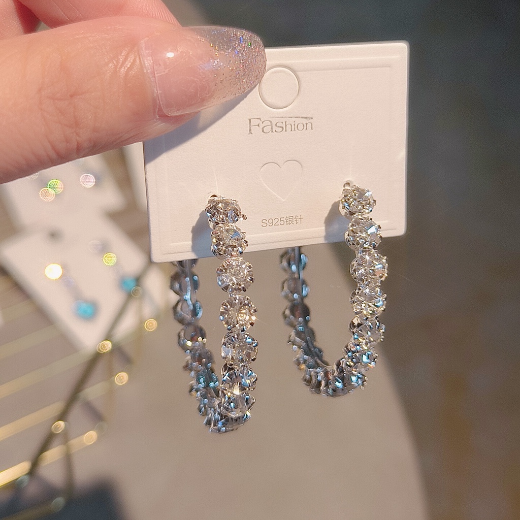 Bông Tai Thời Trang Âu Mỹ Sang Trọng