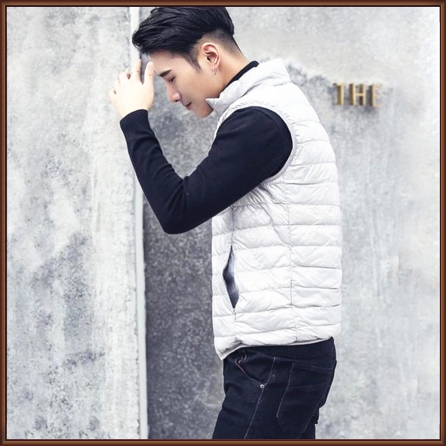 Áo Khoác Phao Sát Nách Siêu Nhẹ Dáng Ôm Thời Trang Mùa Đông Cho Nam