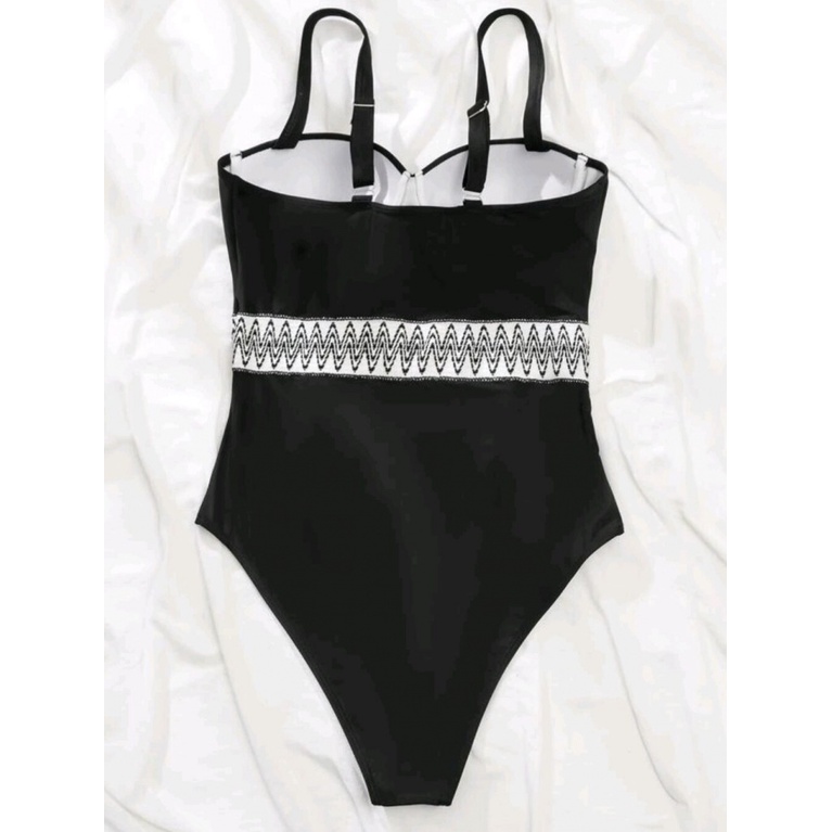 1 Bộ Bikini Một Mảnh Hở Vai Phối Màu Tương Phản Thời Trang Gợi Cảm Cho Nữ