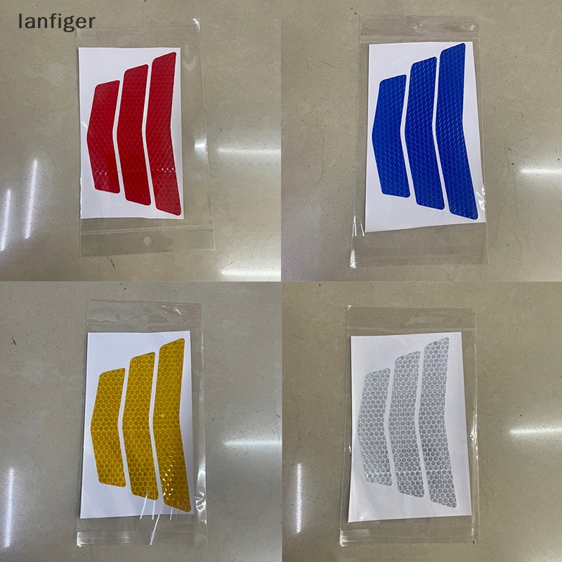 FENDER Set 3 Miếng Dán Phản Quang Cảnh Báo Hình Mũi Tên / Đuôi Xe Mô Tô