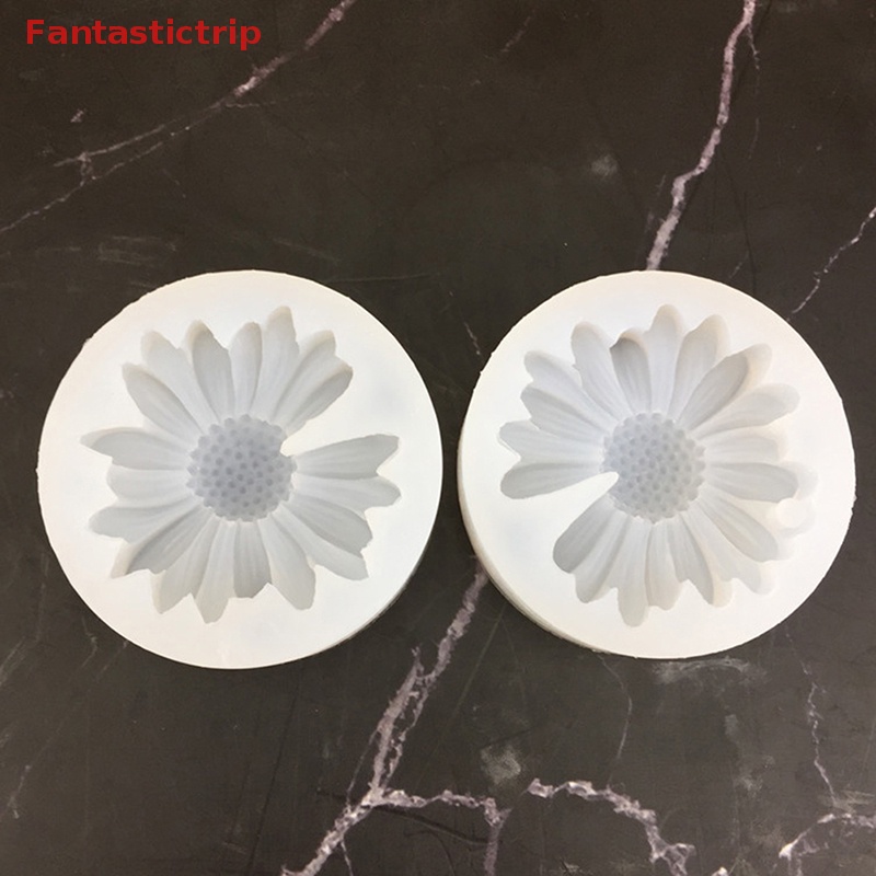 Khuôn Silicon Làm Xà Phòng Hình Hoa Cúc Có Lỗ Mới DIY