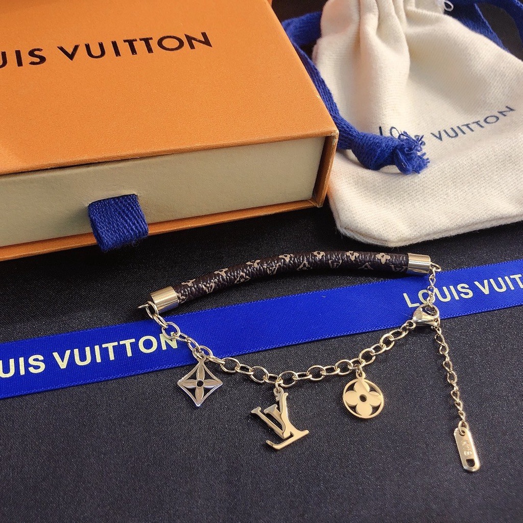 Vòng Đeo Tay louis vuitton Bằng Thép Titan Họa Tiết lv monogram