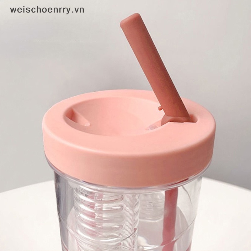 Bình Nước 750ml Bằng Nhựa Có Ống Hút Tiện Dụng