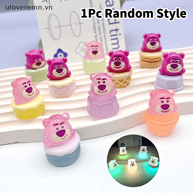 Uloveremn 1 Đồ trang trí Gấu Dâu Tây Mini Phát Quang Trang Trí Tiểu Cảnh